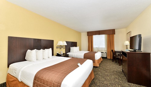 Standard Room, 2 Queen Beds, Non Smoking, Bathtub