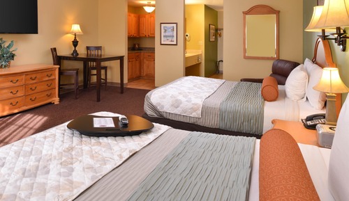 Suite, 2 Queen Beds, Non Smoking, Kitchenette