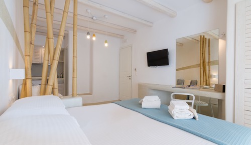 Junior Suite (Romantic)