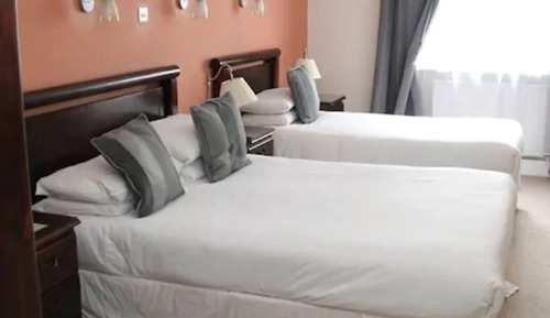 Twin Room, Ensuite (or Double Ensuite)
