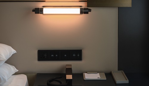 Basic Suite, 1 King Bed, City View
