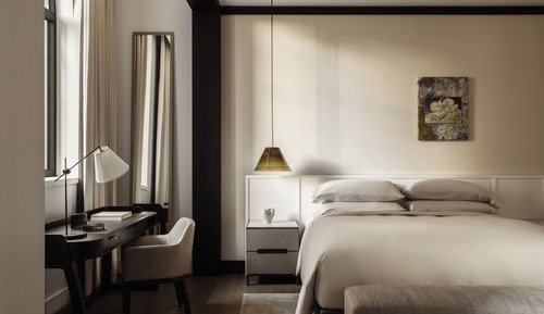 Premier Room, 1 King Bed, Accessible