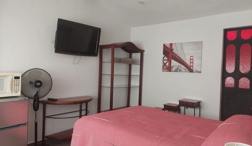 Panoramic Room