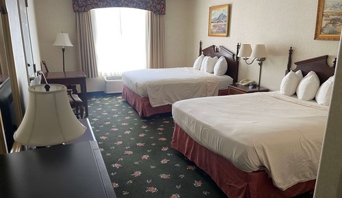 Standard Room, 2 Queen Beds, Accessible, Refrigerator & Microwave (Walk-in Shower)