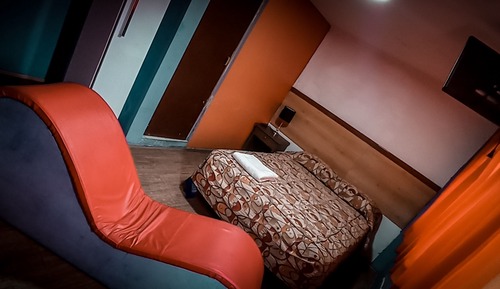 Honeymoon Single Room