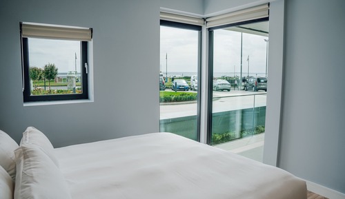 Luxury Apartment, 3 Bedrooms, Sea View