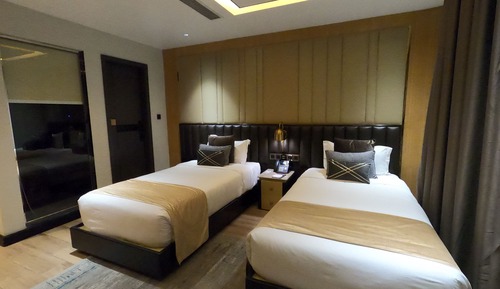 Deluxe Twin Room