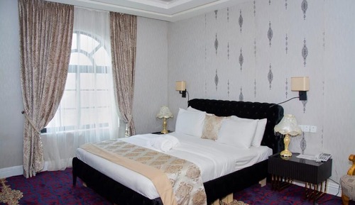 Royal Room