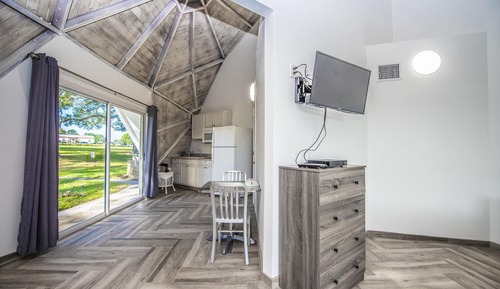 House, Accessible, Smoking