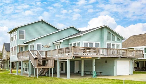 House (4 Bedrooms)