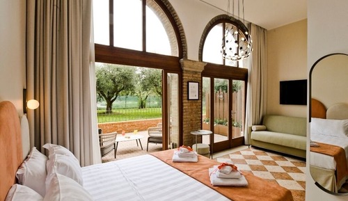 Elite Room, Patio, Garden View (Olivia)