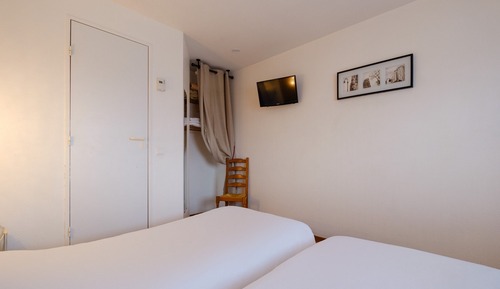 Comfort Twin Room