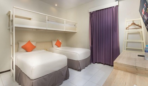 Family Twin Room
