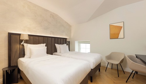 Classic Twin Room