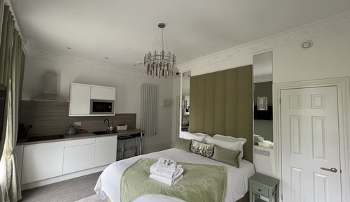 Deluxe Studio, Garden View