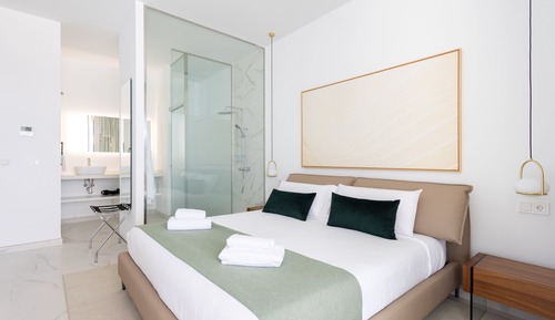 Suite, 2 Bedrooms, Private Pool (A3.2)