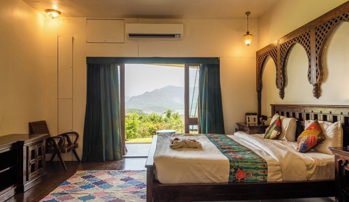 Superior Room, Garden View