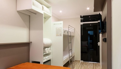 Deluxe Quadruple Room