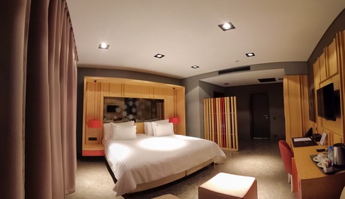 Executive Room