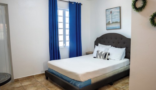 Junior Apartment