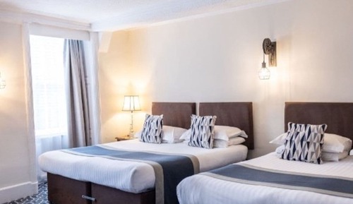 Executive Family Room