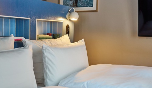 Junior Suite with freestanding bathtub