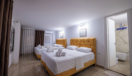 Comfort Quadruple Room