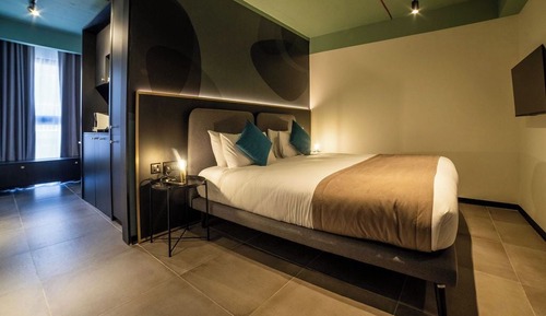 Luxury Studio