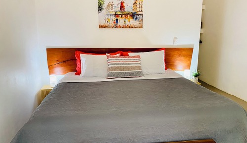 Deluxe Room, Pool View