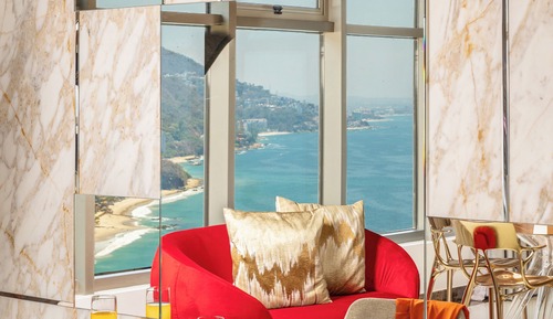 Ultra Suite North