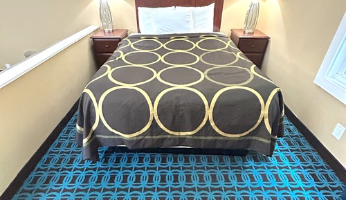 Standard Cabin, 1 Queen Bed, Non Smoking, Kitchenette