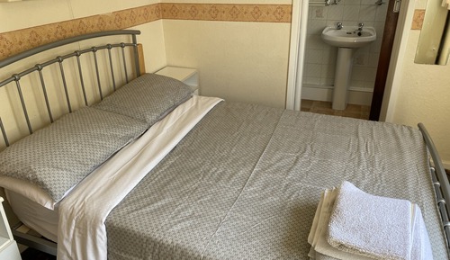 Basic Double or Twin Room, 1 Double Bed