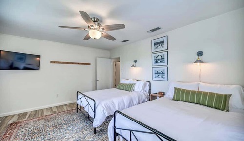 House, Multiple Beds, Patio (644 Cypress Ridge)