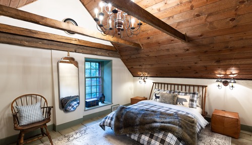 Signature Room