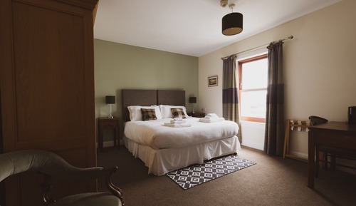 Superior Double Room, Ensuite, Sea View