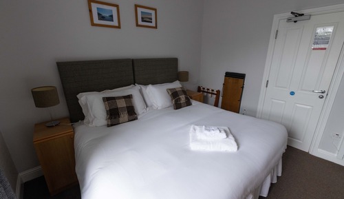 Double Room, Ensuite (Super King Bed)