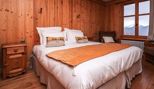 Standard Room, 1 King Bed, Mountain View