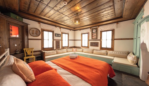 Traditional Room, 1 Queen Bed