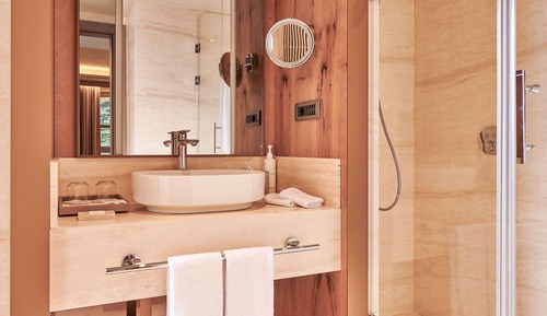 Swiss Advantage King Room