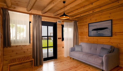 Traditional Suite