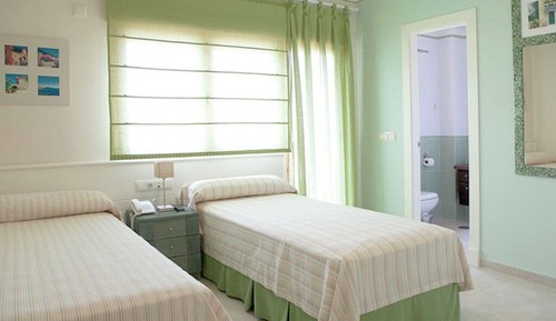 Standard Double or Twin Room, Partial Sea View