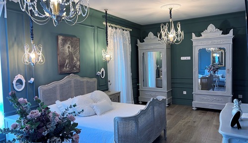 Luxury Room