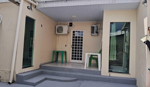 Economy Triple Room