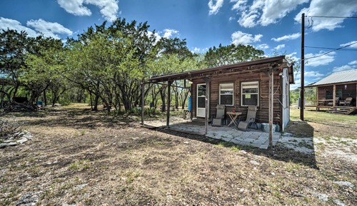 House (2 Bedrooms)
