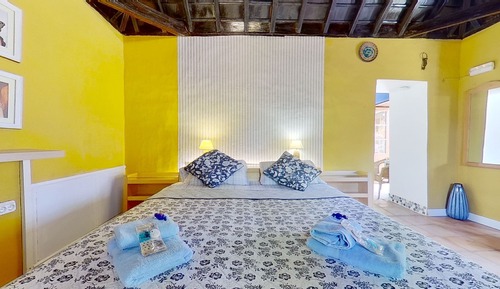 Deluxe House, 1 King Bed, Refrigerator & Microwave, Pool View