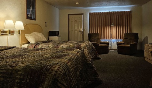 Family Room, 2 Queen Beds, Balcony, Lake View