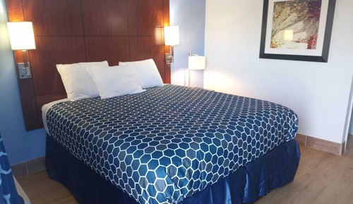 Deluxe Studio, 1 King Bed