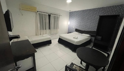 Executive Triple Room