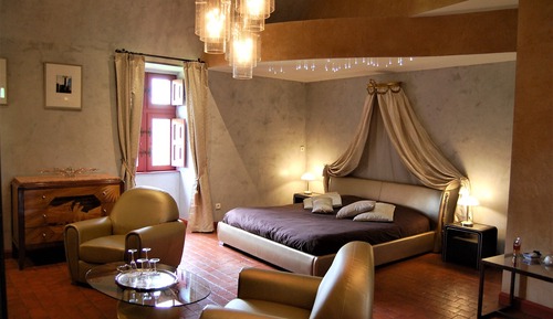 Elite Room