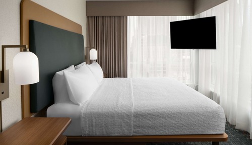 Room, 1 King Bed, Accessible, Bathtub